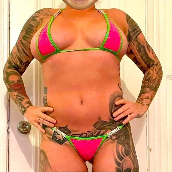 Custom dancer costume - Picture 4 of 5